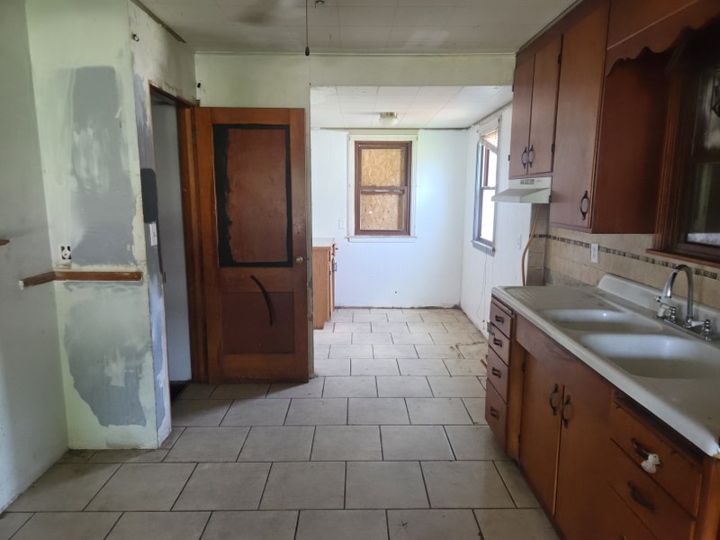 311 54th Street Property Photo 8