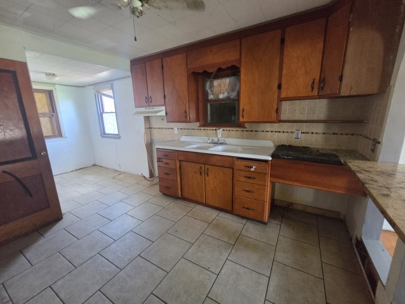 311 54th Street Property Photo 9