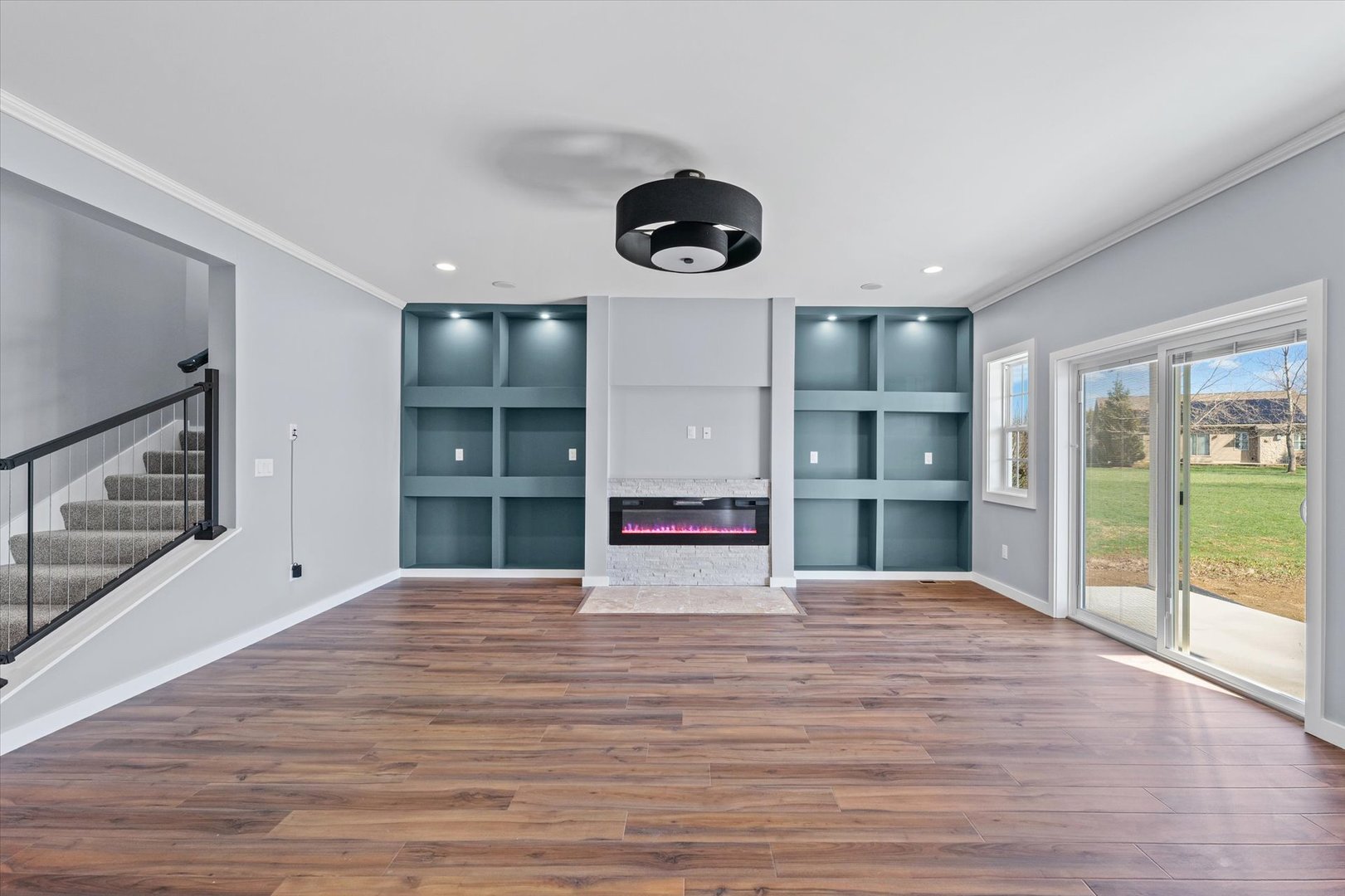 1306 Roberto Road Property Photo 4