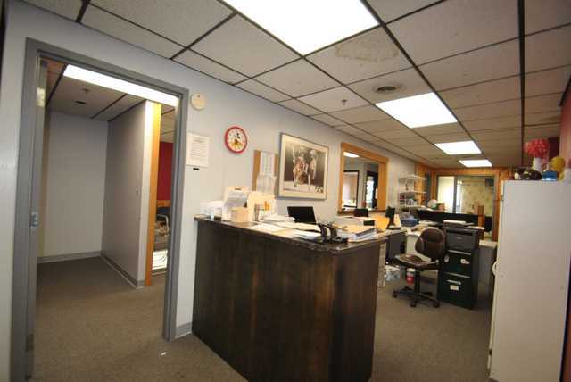 10540 W Cermak Road 2 Property Photo 17