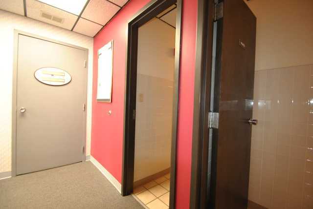 10540 W Cermak Road 2 Property Photo 27