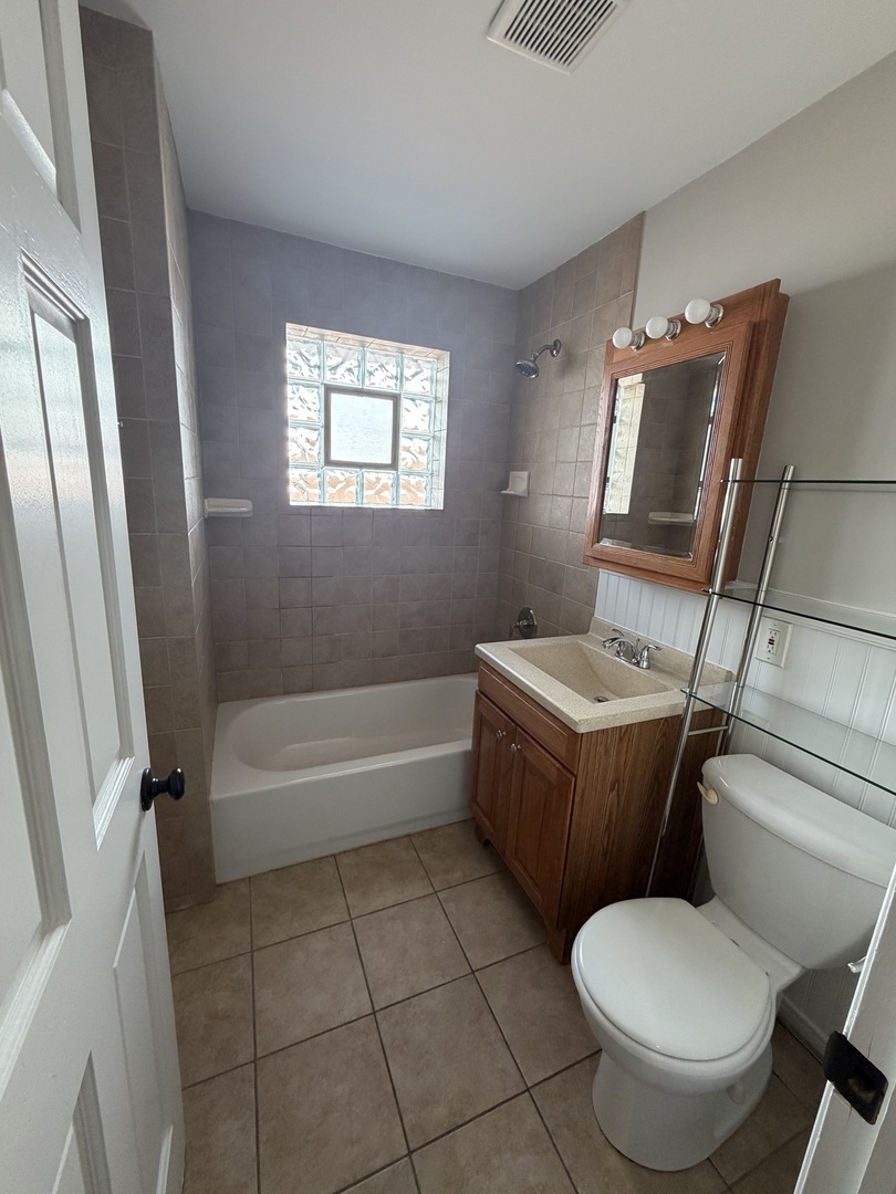 306 N Edgewood Avenue Property Photo 5
