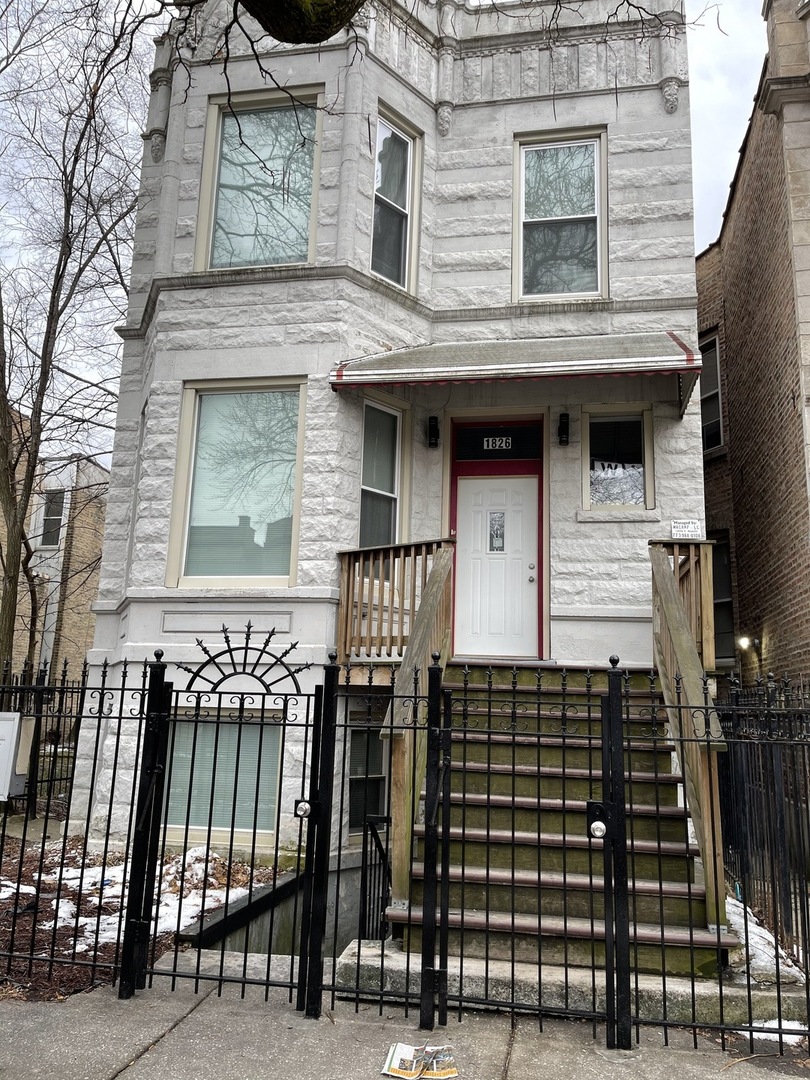 1826 S Hamlin Avenue G Property Photo 1
