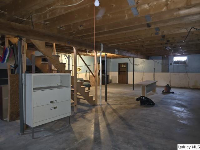 219 S First Street Property Photo 16