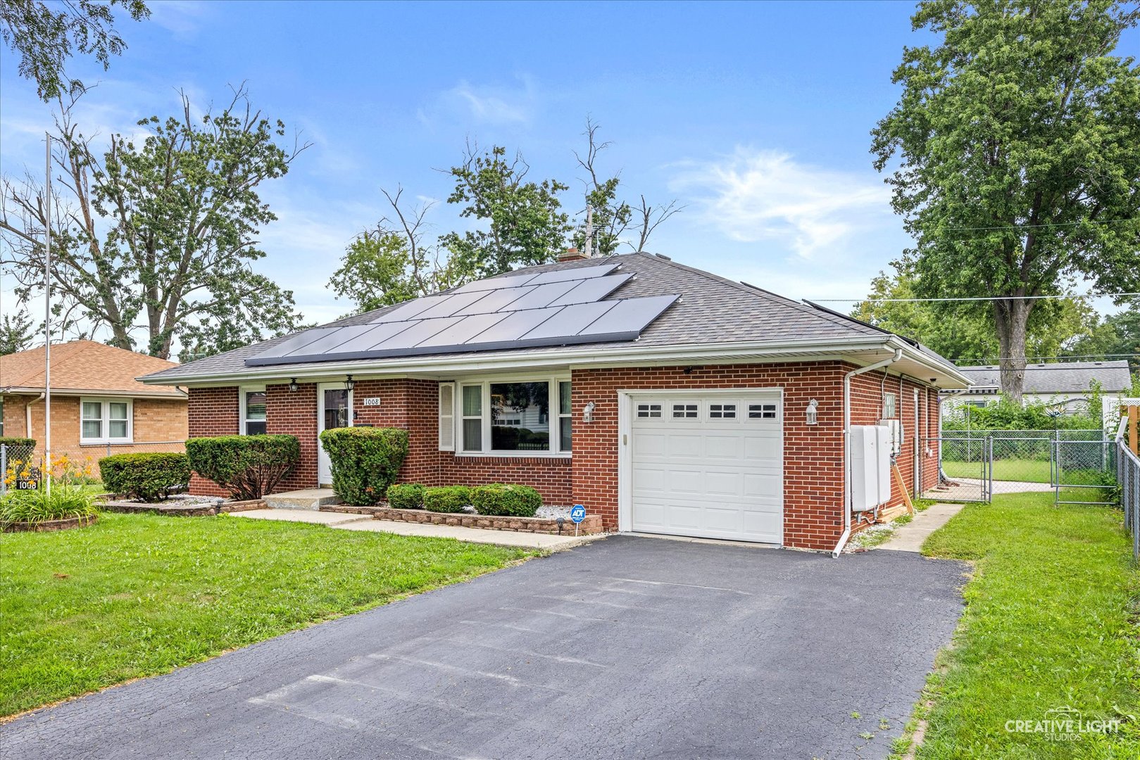 12569992 Property Photo 2