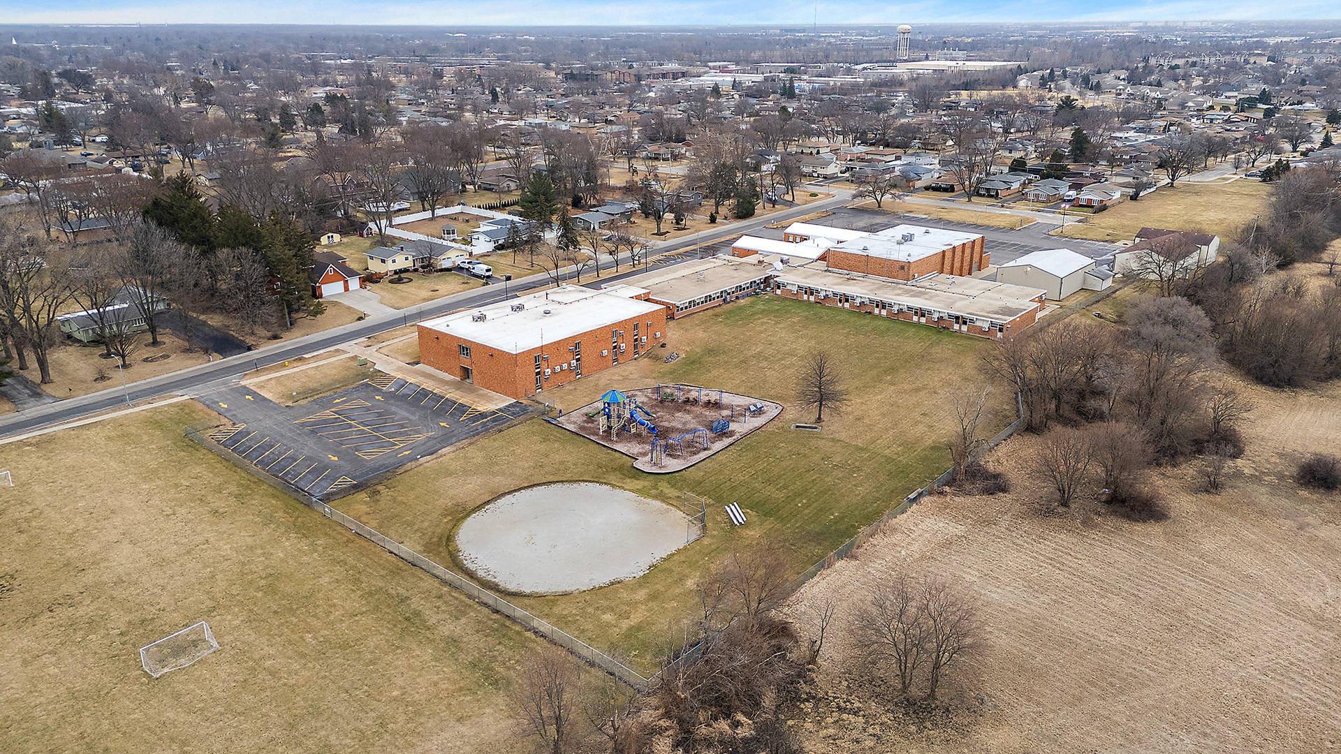 7946 172nd Place Property Photo 12