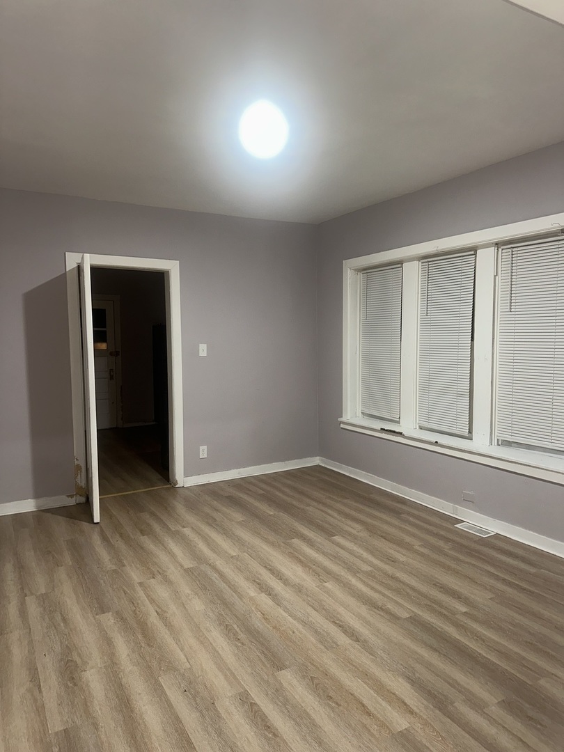 8017 S Saint Lawrence Avenue 1 Property Photo 5