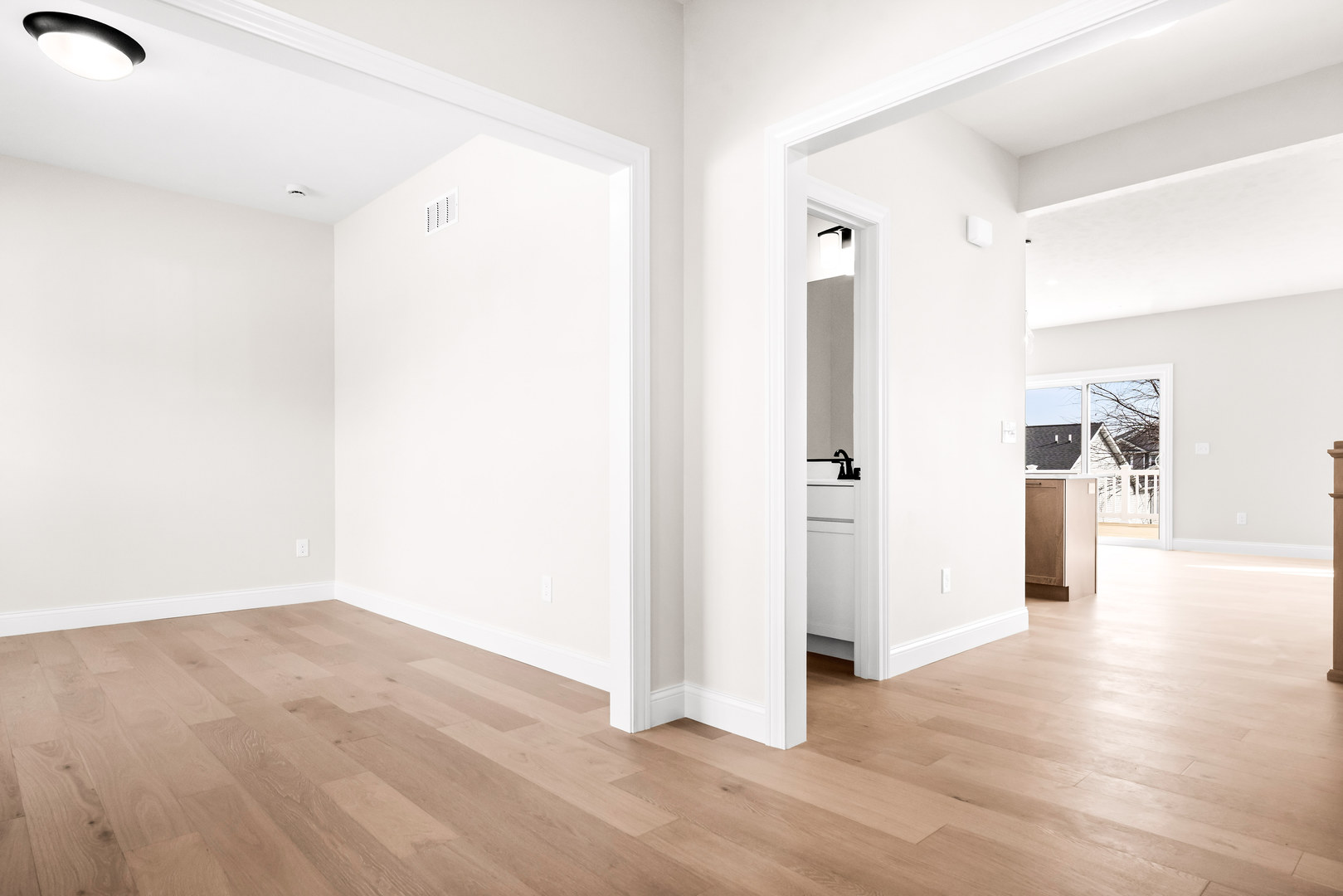 5211 Castlebar Drive Property Photo 4