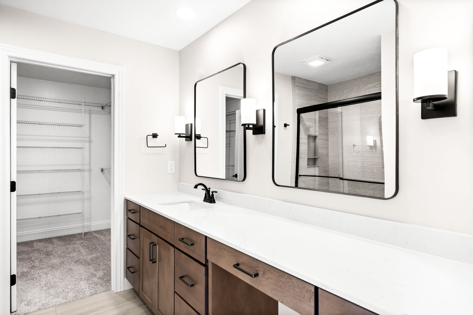 5211 Castlebar Drive Property Photo 30