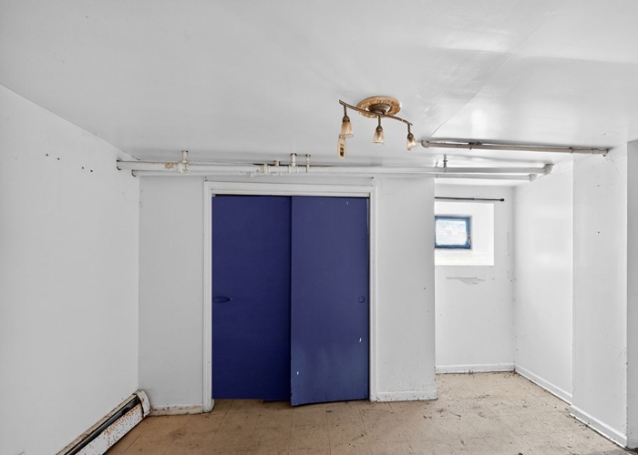 12570745 Property Photo 16