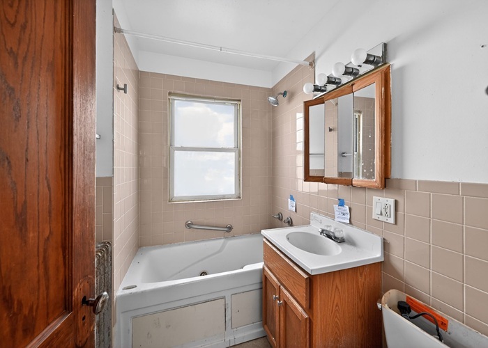 12570745 Property Photo 20