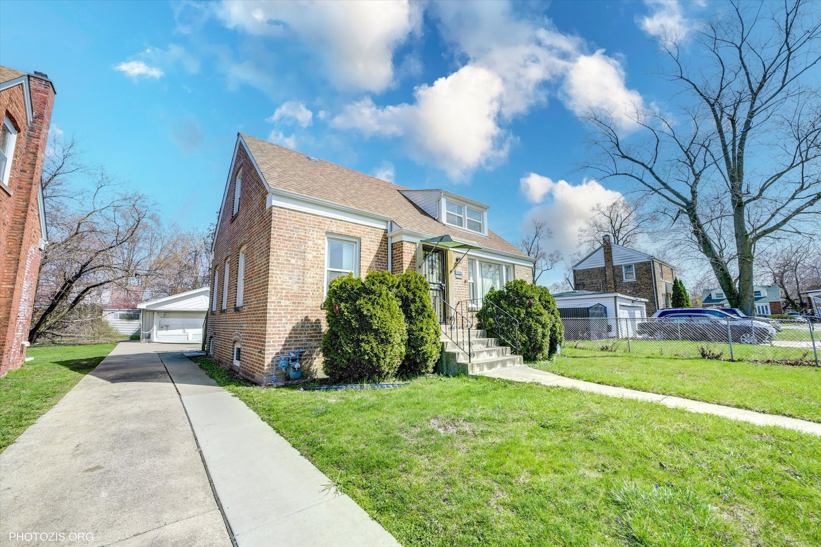 14143 Manor Avenue Property Photo 22