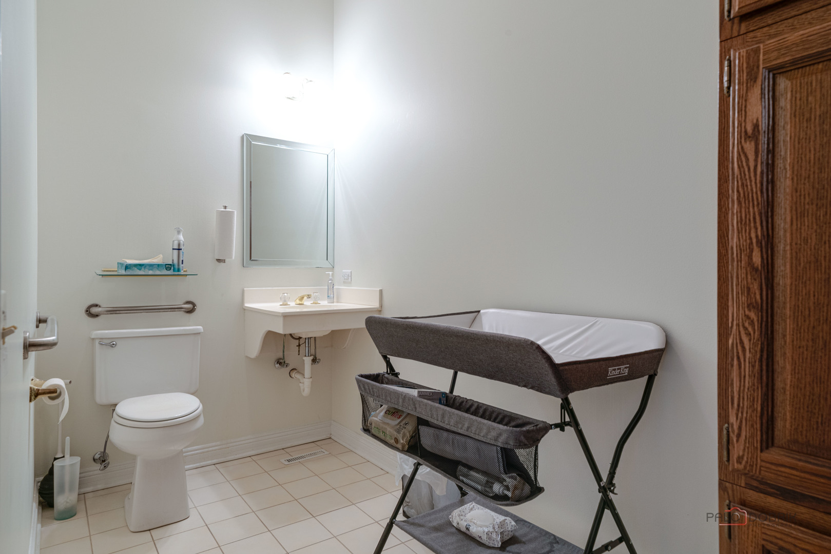 1017/1019 W Park Avenue Property Photo 9