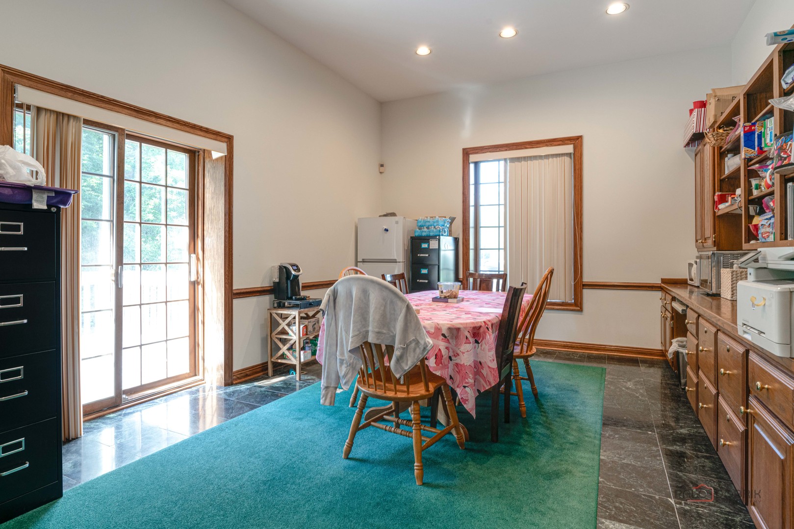 1017/1019 W Park Avenue Property Photo 10