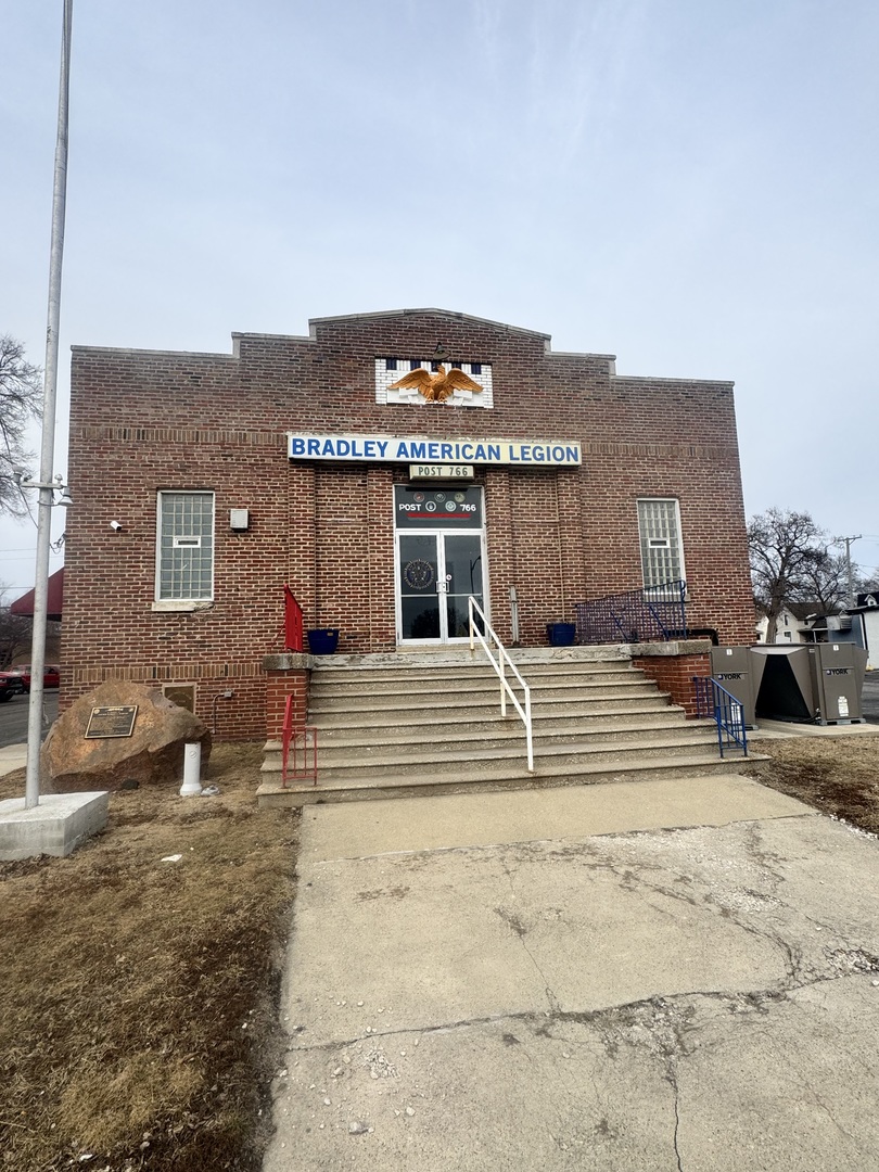 835 W Broadway Street