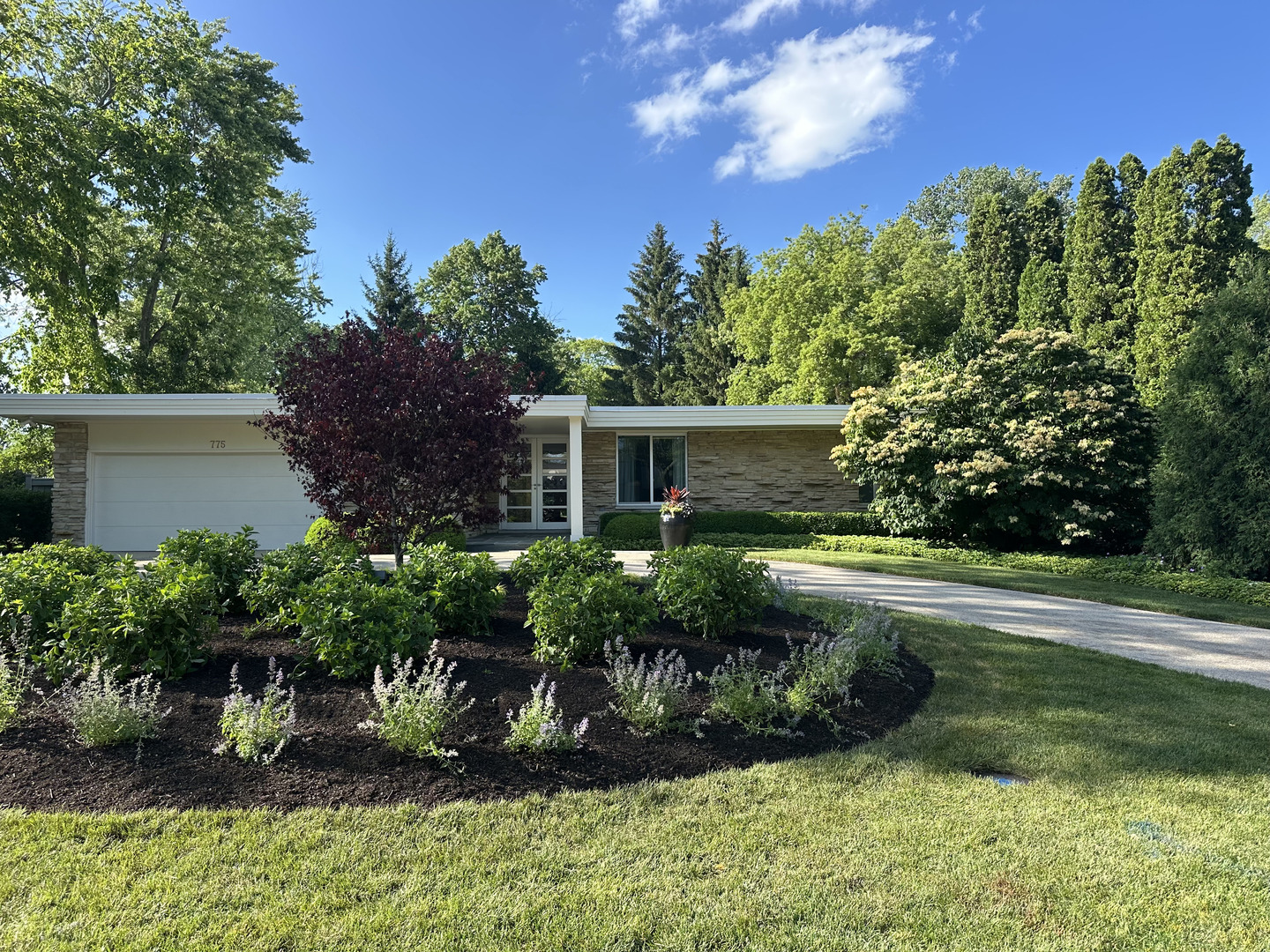 775 Stonegate Drive Property Photo
