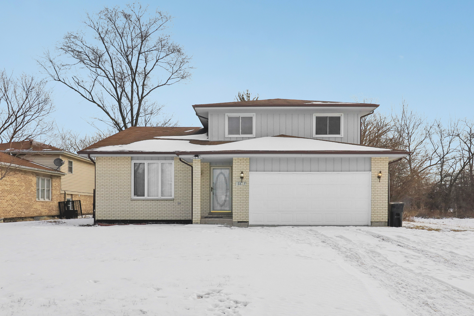 16627 Carse Avenue Property Photo 1