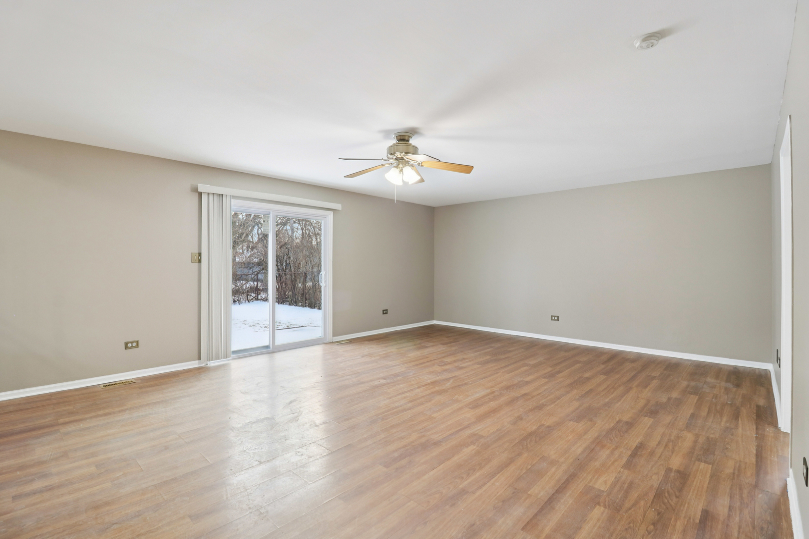 16627 Carse Avenue Property Photo 11