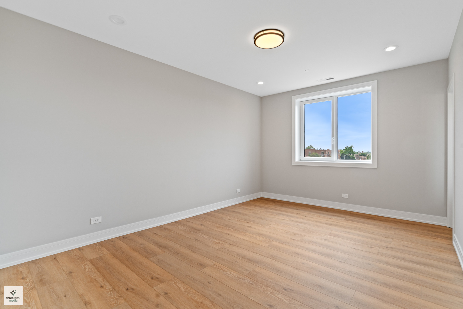 8631 W Grand Avenue 4e Property Photo 14
