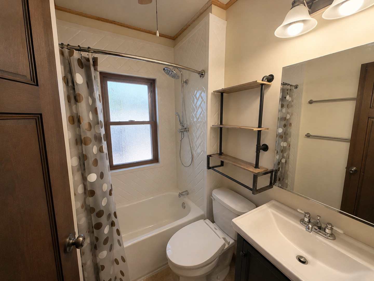 16951 Winchester Avenue Property Photo 10