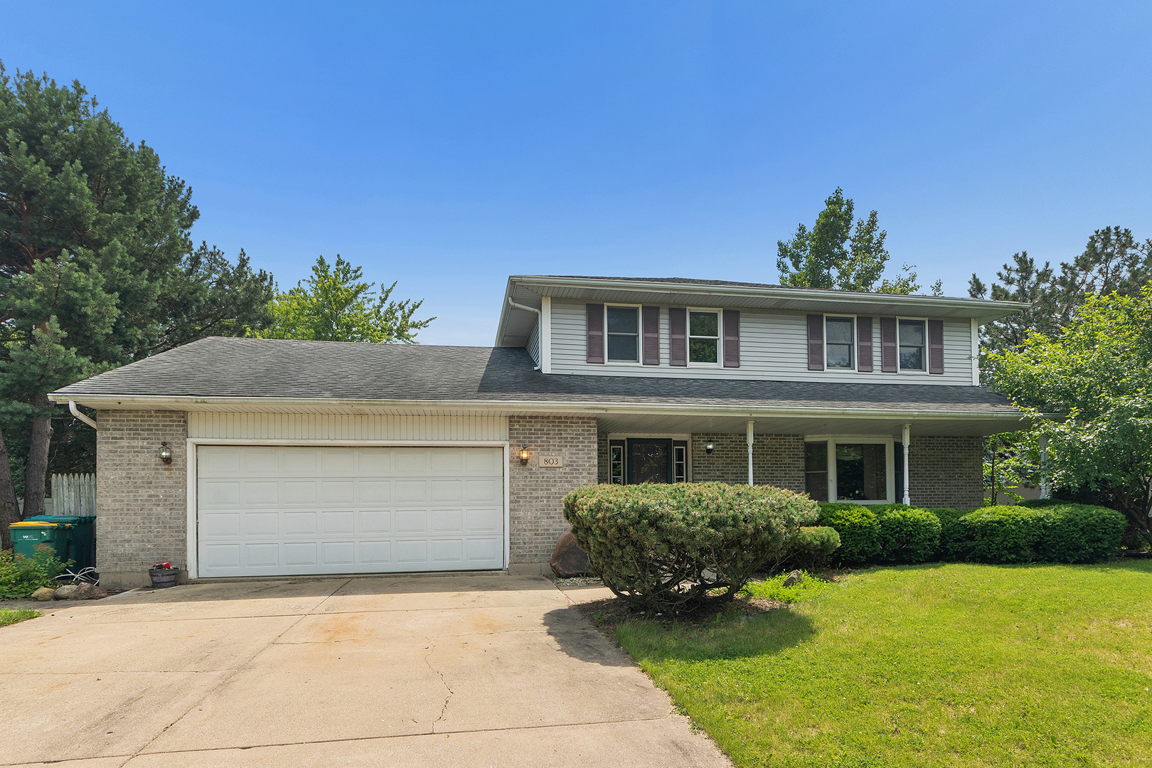 803 1st Street Property Photo 3