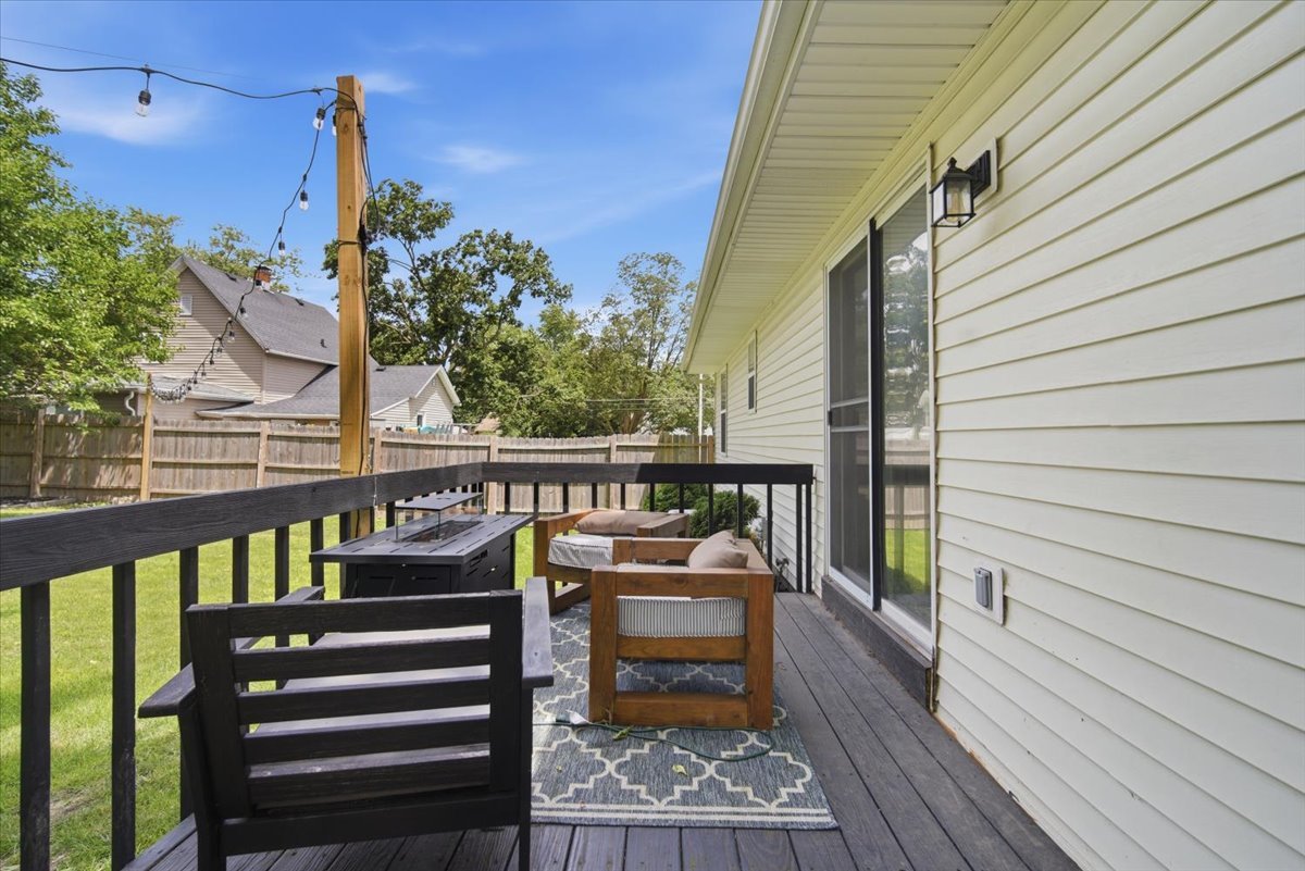 206 E Irving Street Property Photo 19