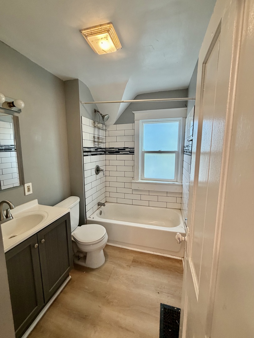 252 W 29th Street Property Photo 15
