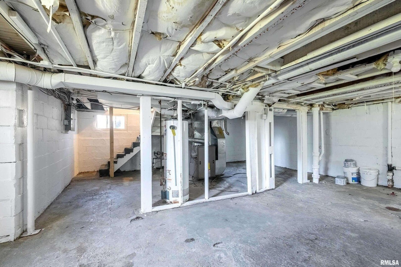 252 W 29th Street Property Photo 21