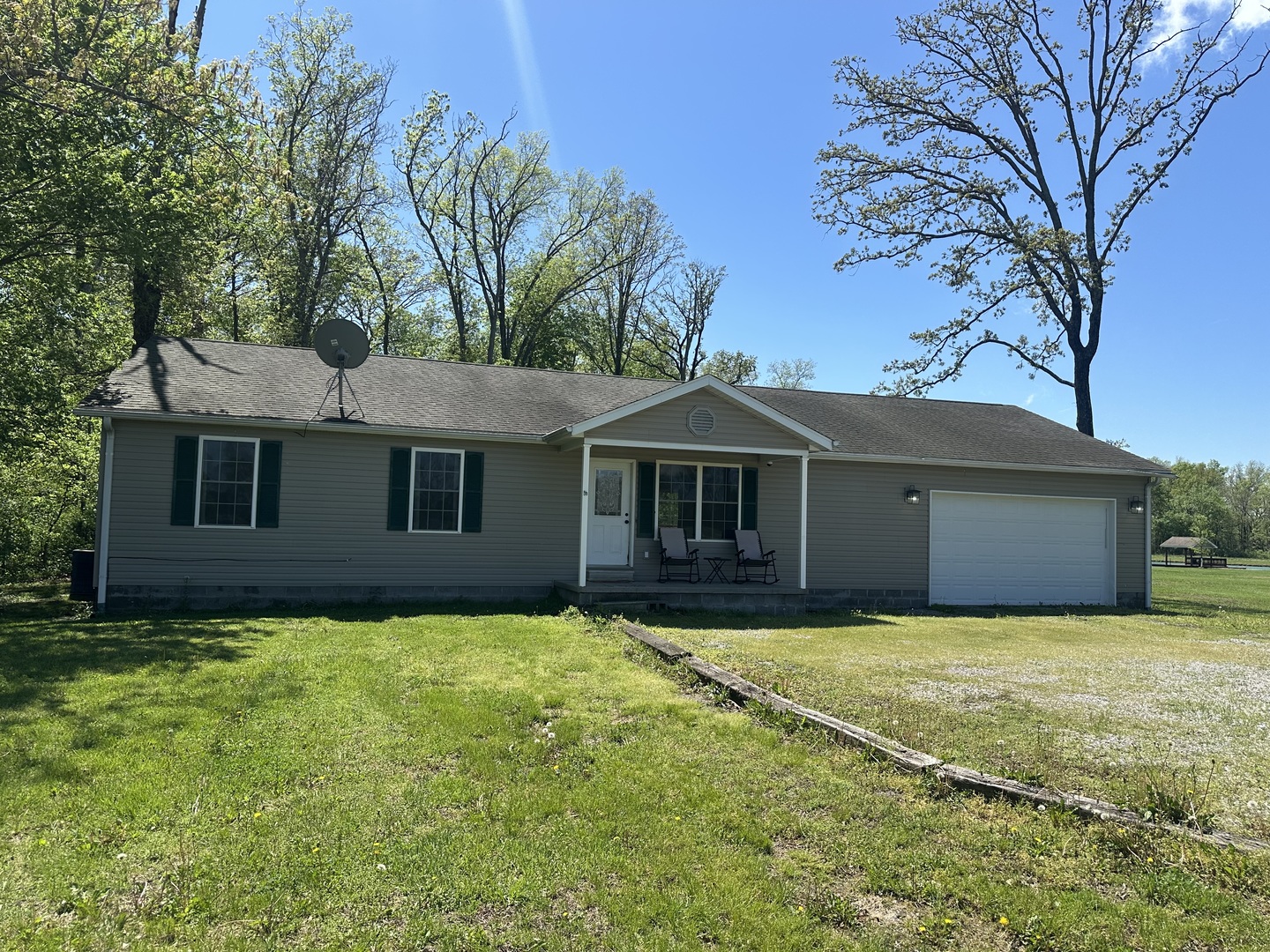 2506 State Highway 154 Property Photo 1