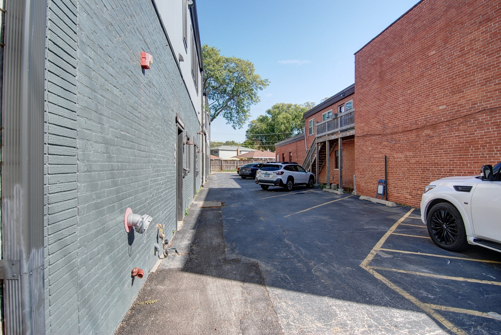 662 E Northwest Highway 1b-1c Property Photo 2