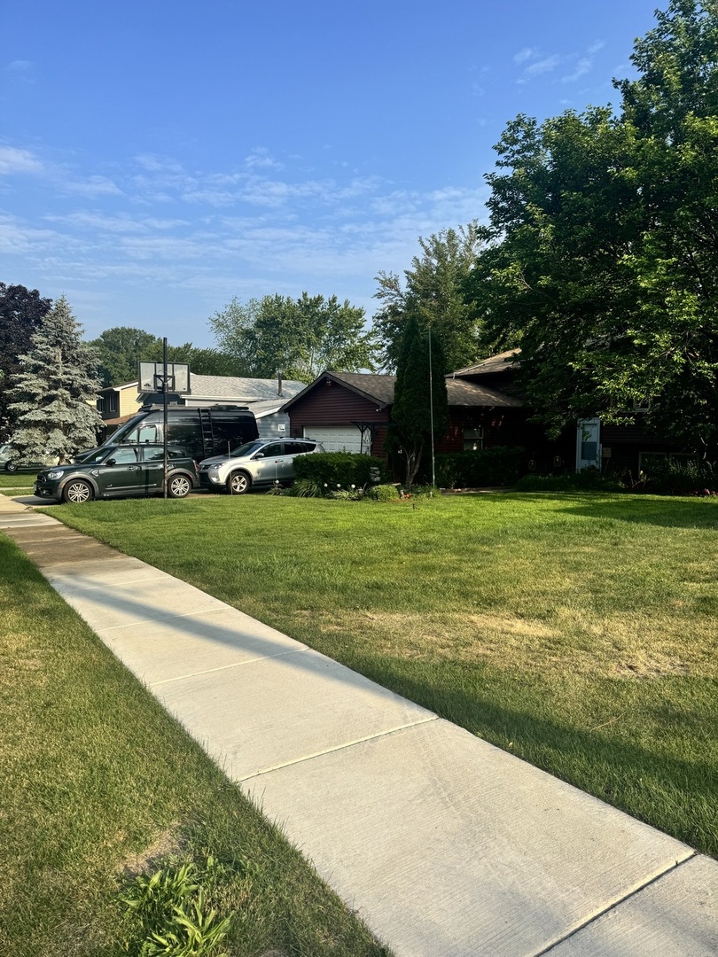 114 W Hawthorne Boulevard Property Photo 4
