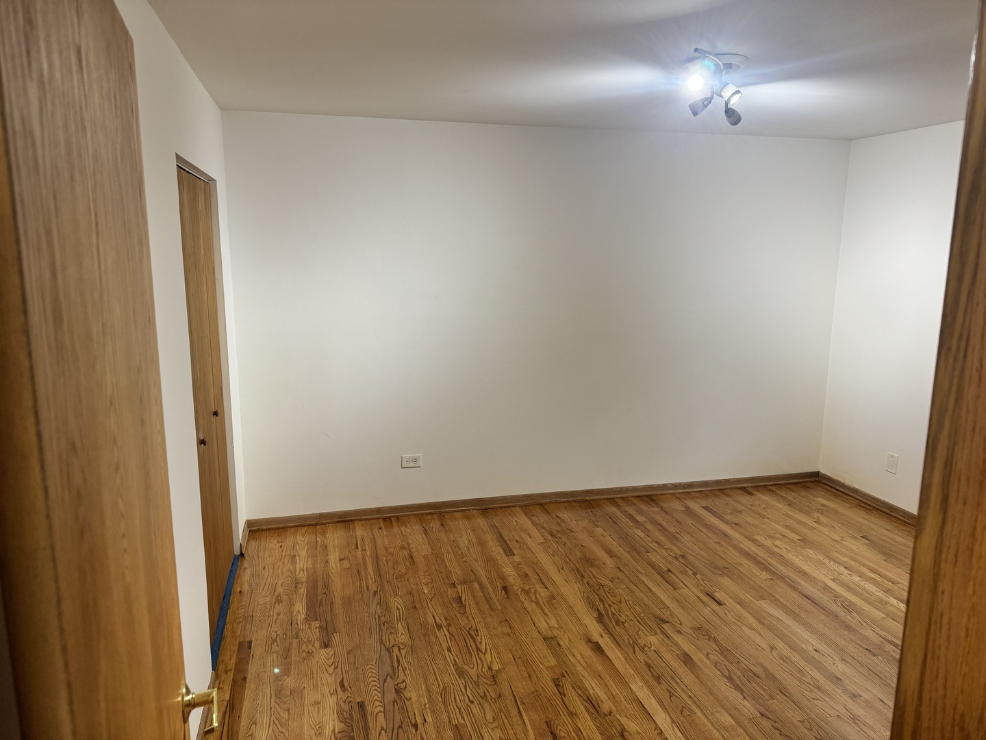 114 W Hawthorne Boulevard Property Photo 13
