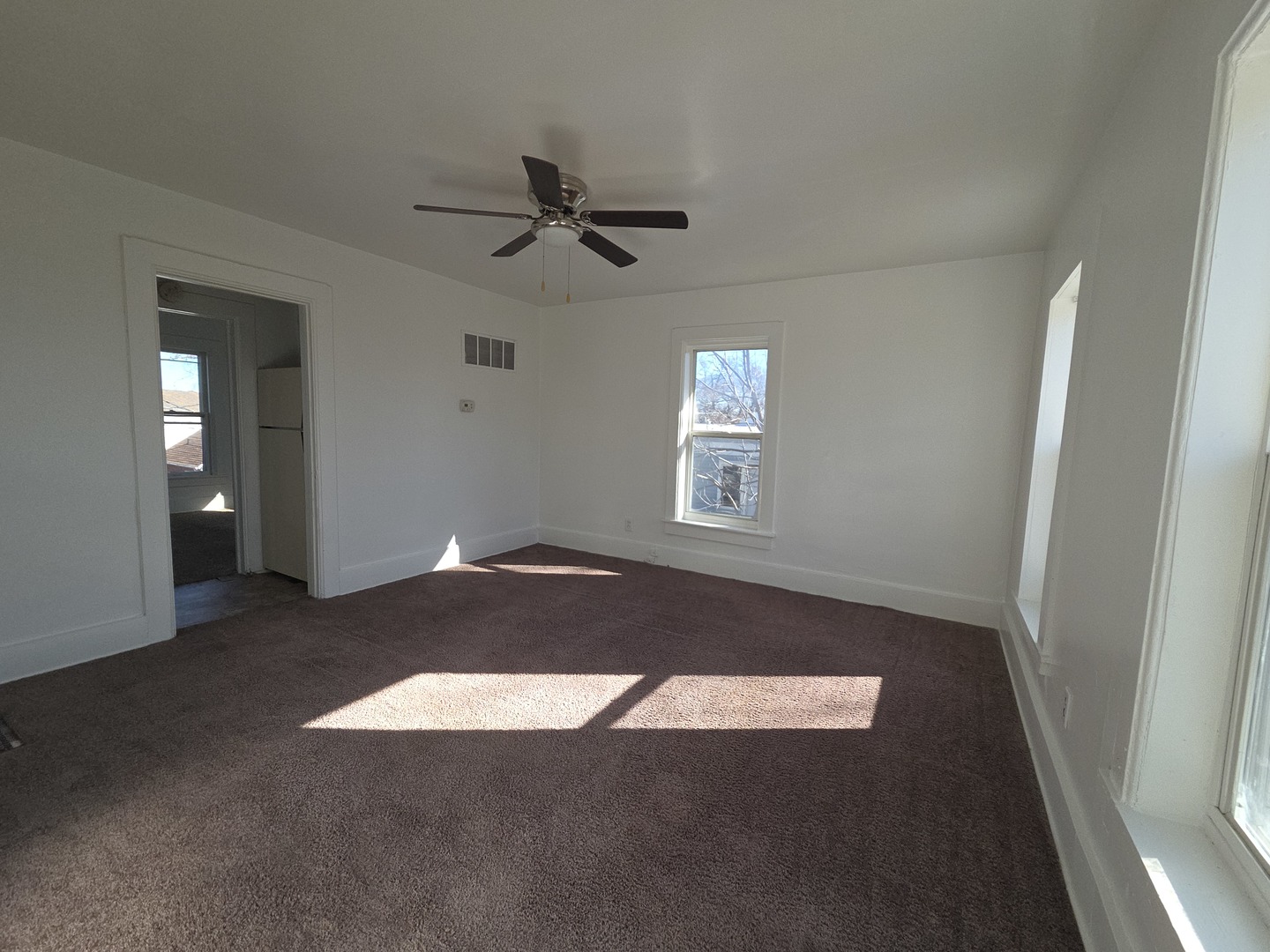 1608 E 12th Street Property Photo 6