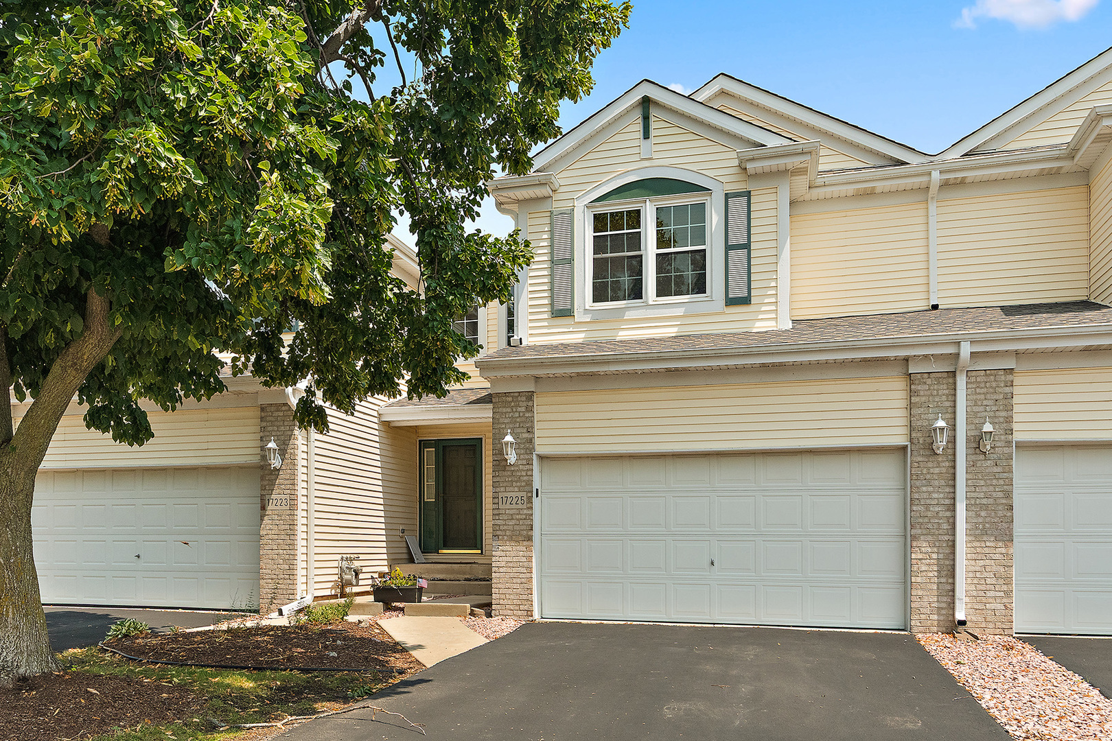 17225 Arrowhead Drive Property Photo 2