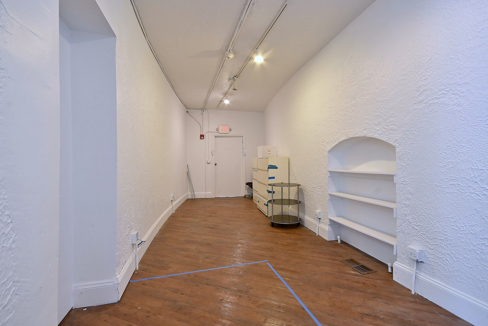 27 E Park Boulevard Property Photo 14