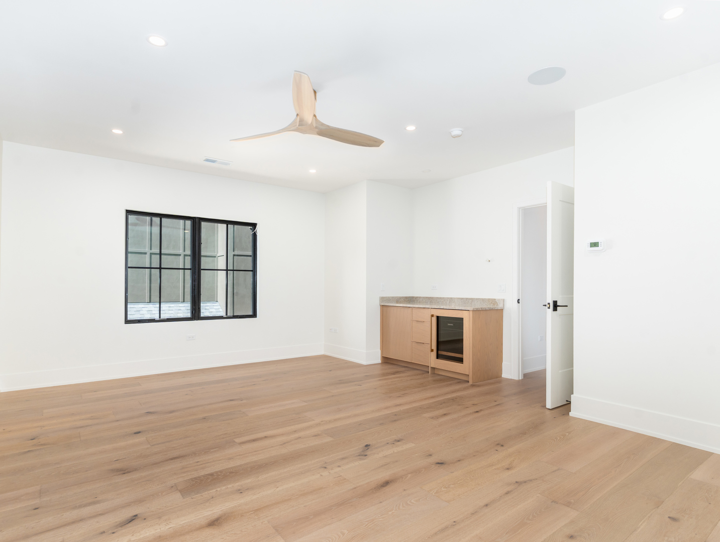 12572945 Property Photo 26