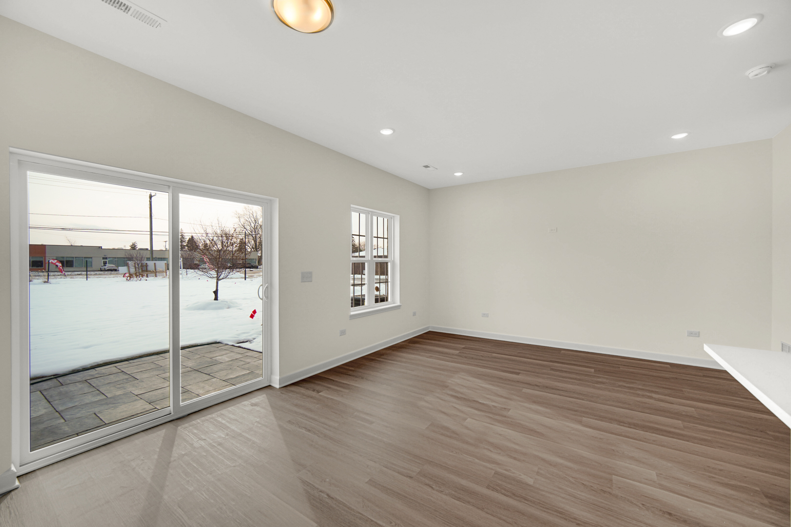5414 135th Street Property Photo 4