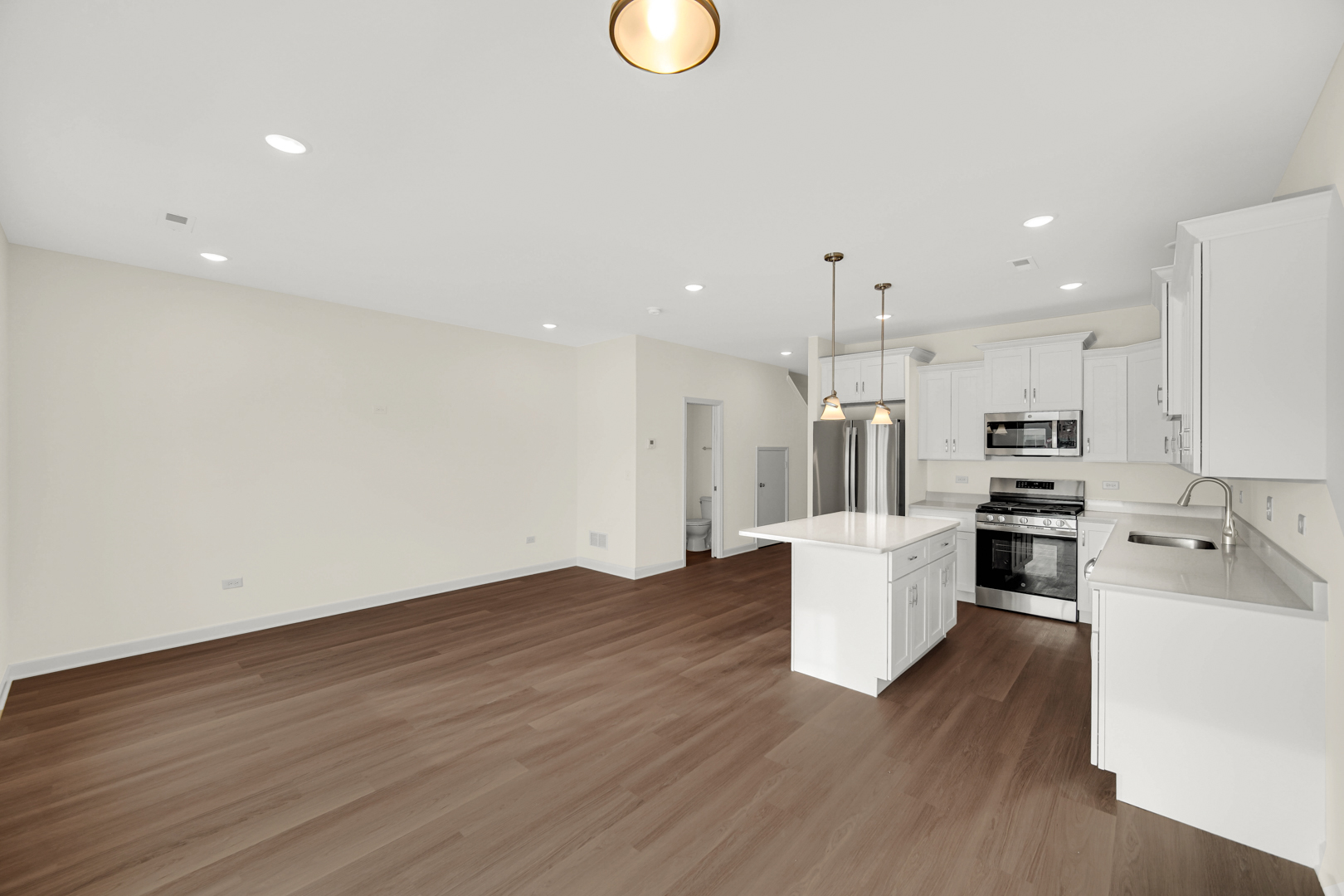 5414 135th Street Property Photo 6