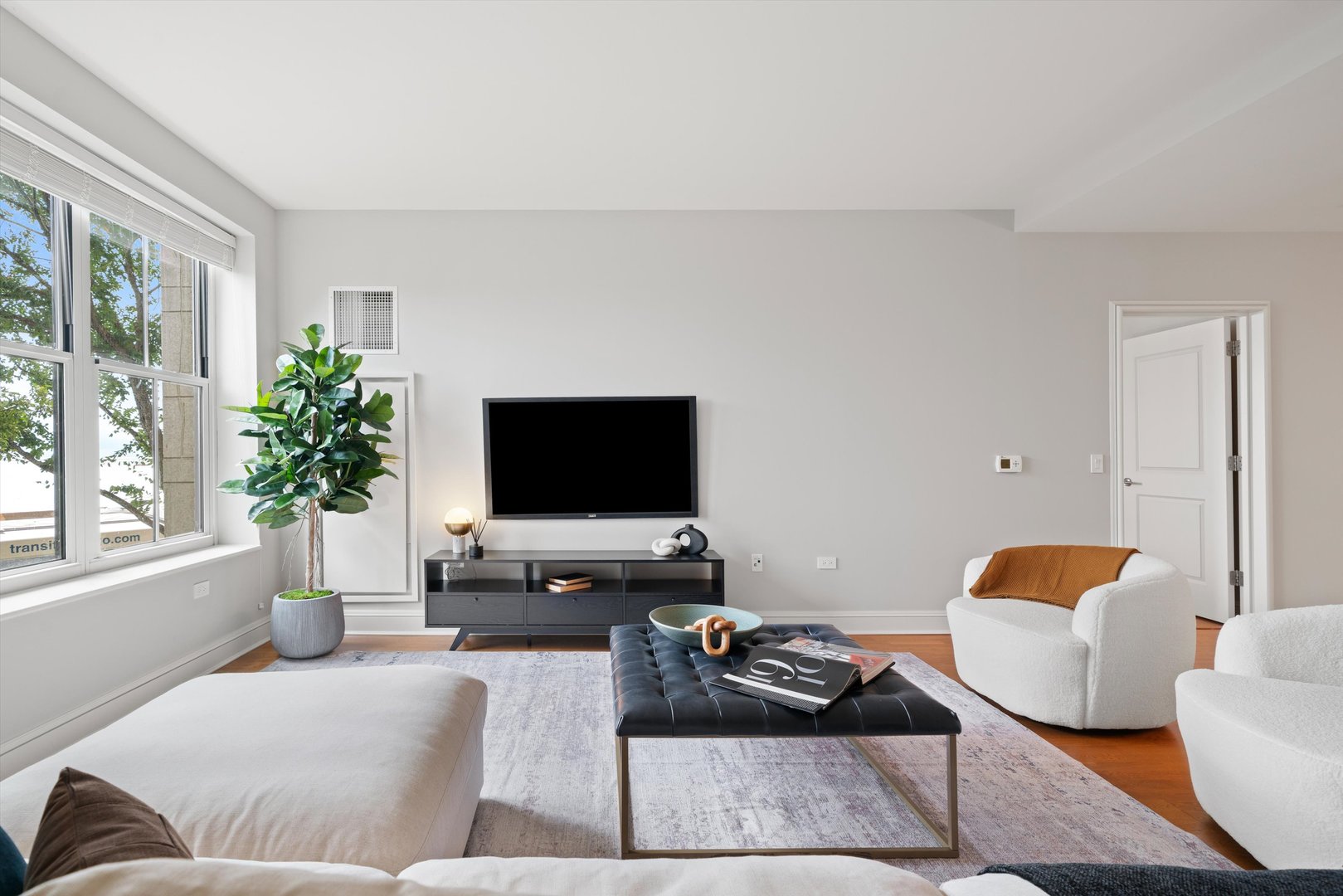 850 N Lake Shore Drive 204 Property Photo 17