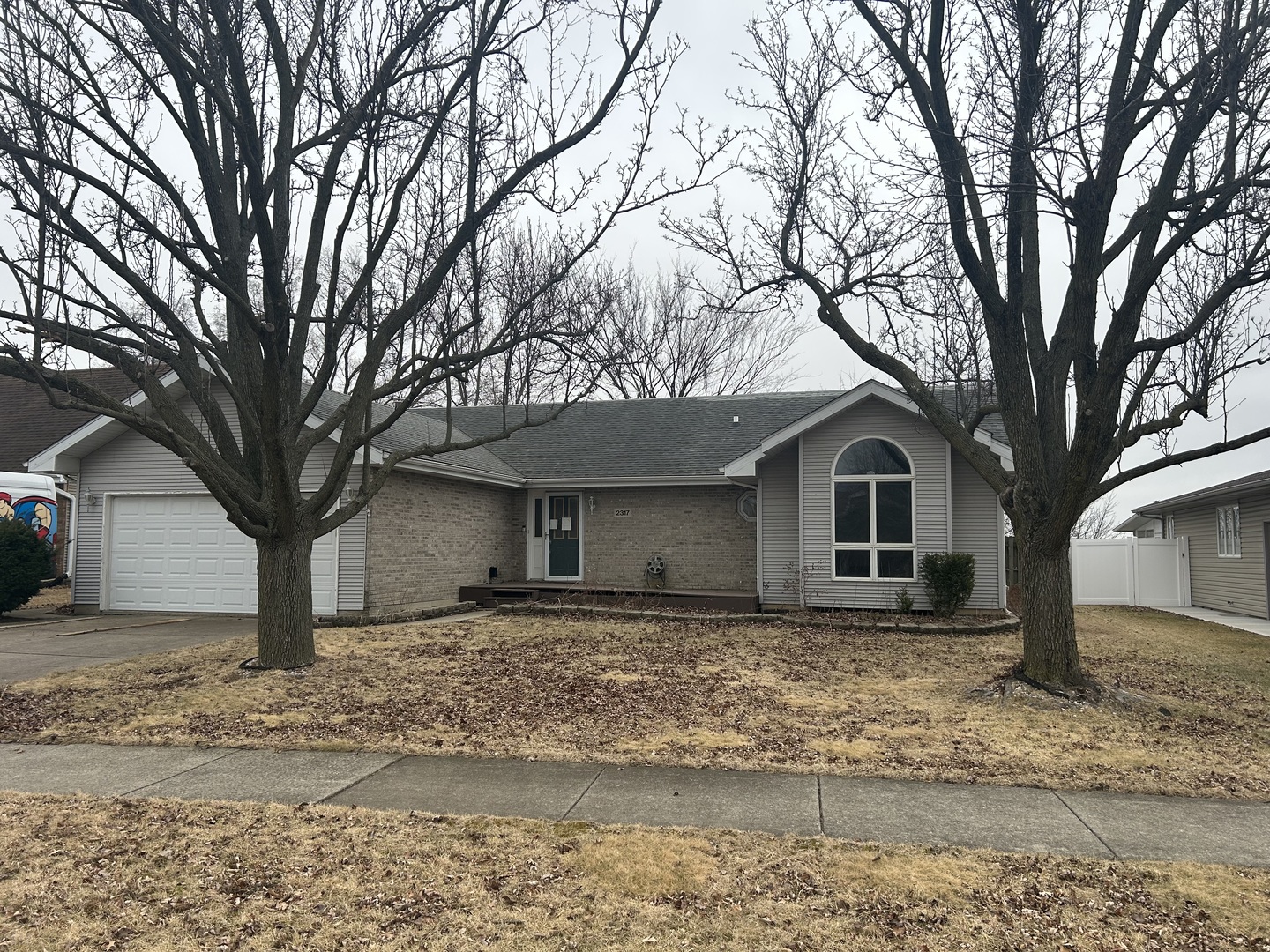 2317 Hess Drive Property Photo 1