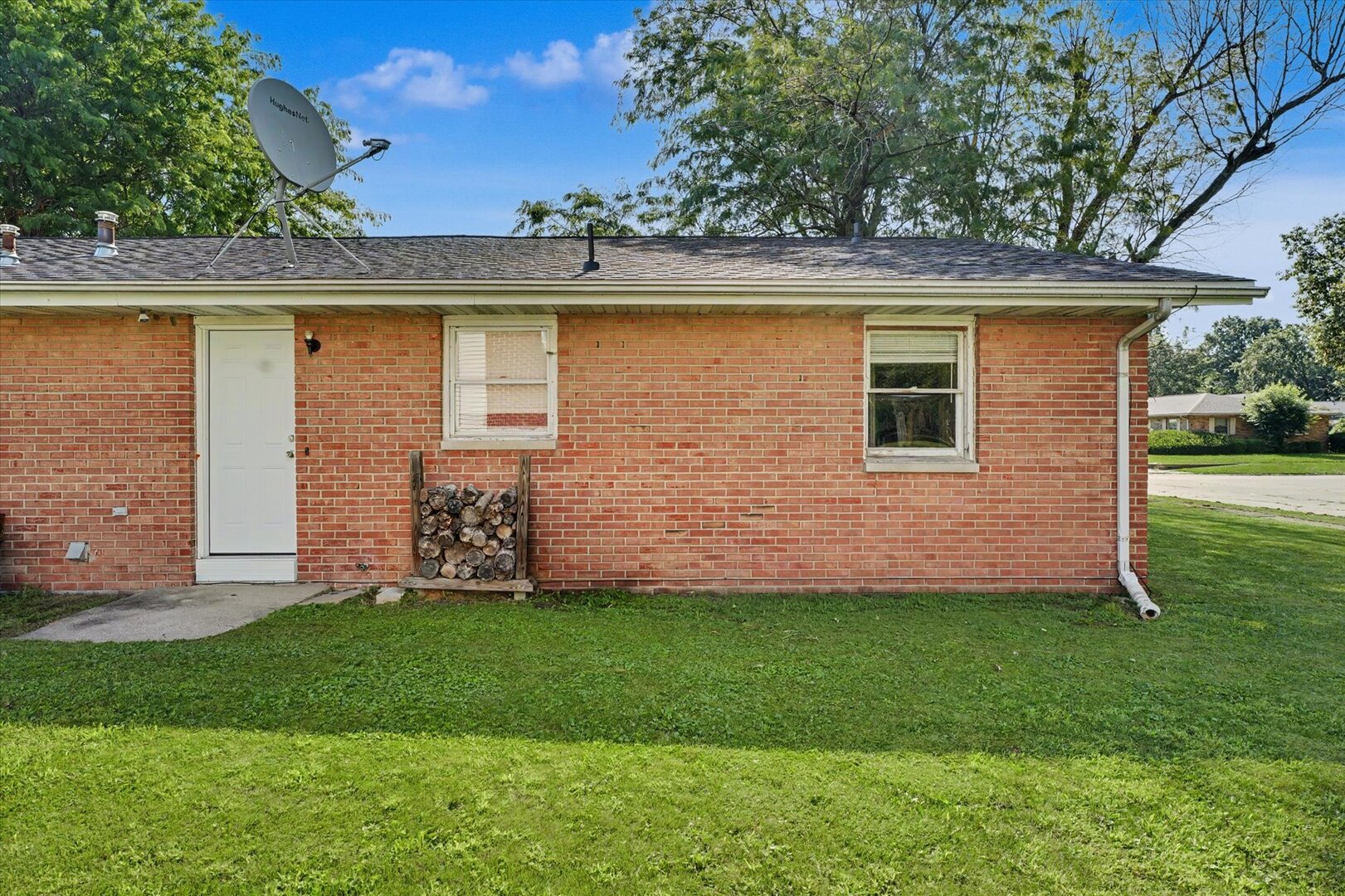 2313 S Anderson Street Property Photo 45