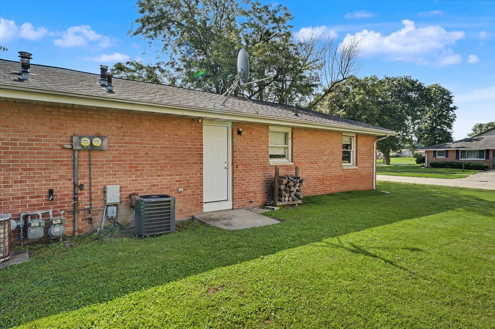 2313 S Anderson Street Property Photo 46