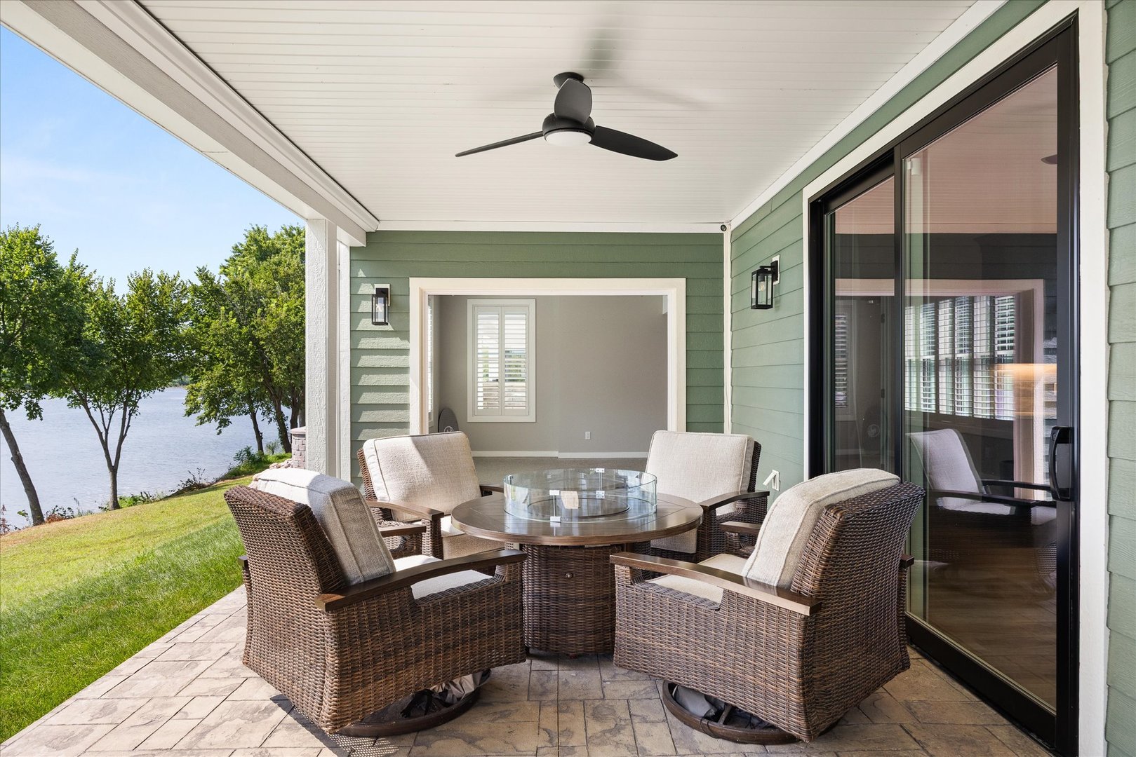 303 Leeward Way Property Photo 14
