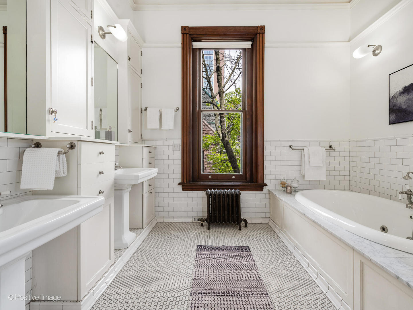 1454 N Dearborn Street Property Photo 28