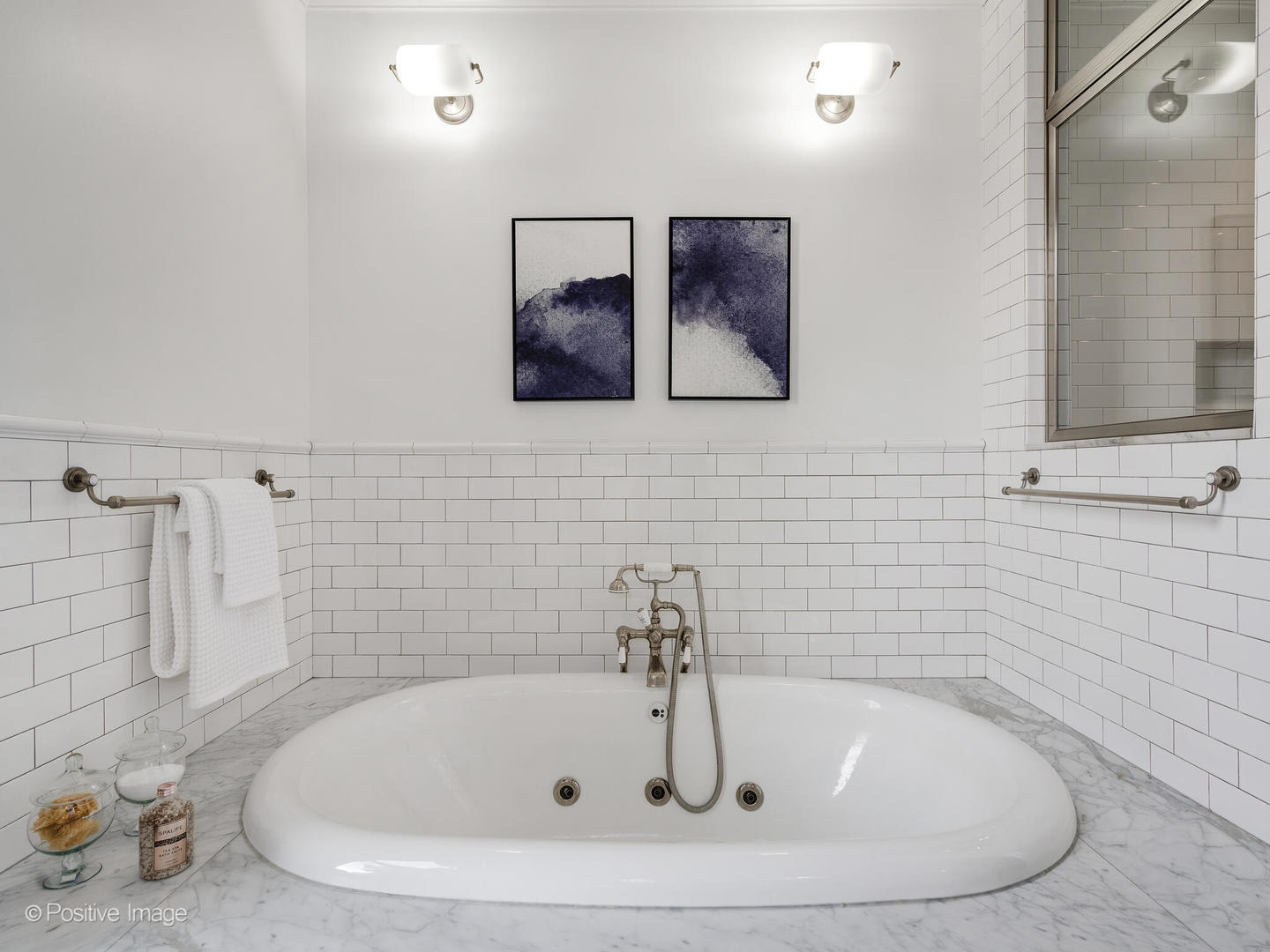 1454 N Dearborn Street Property Photo 31
