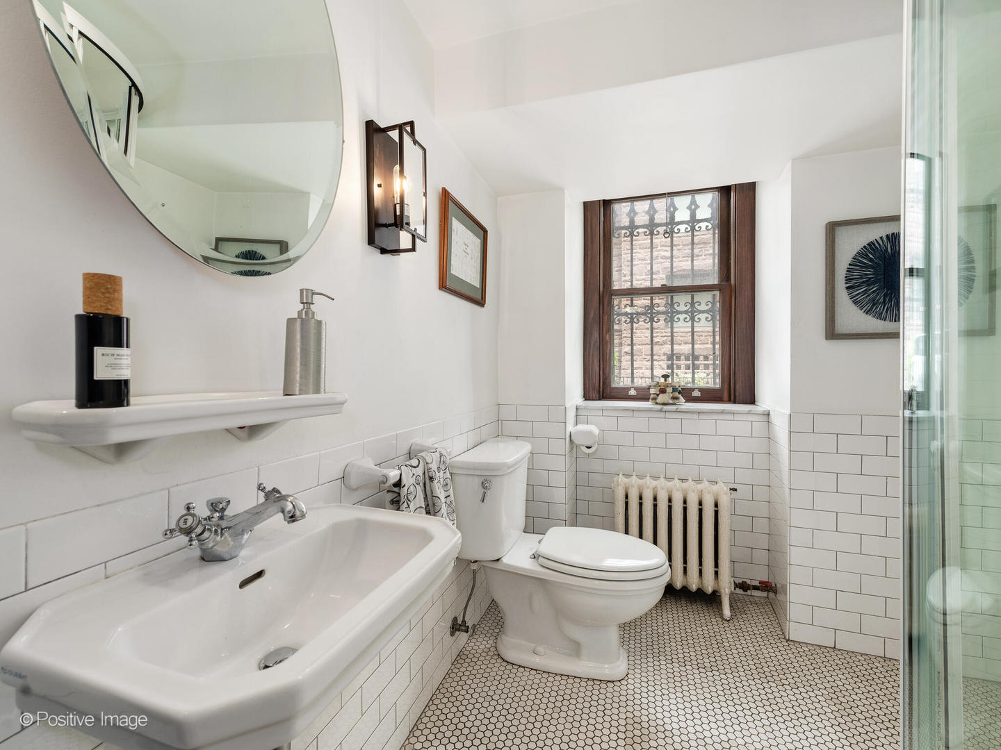 1454 N Dearborn Street Property Photo 52