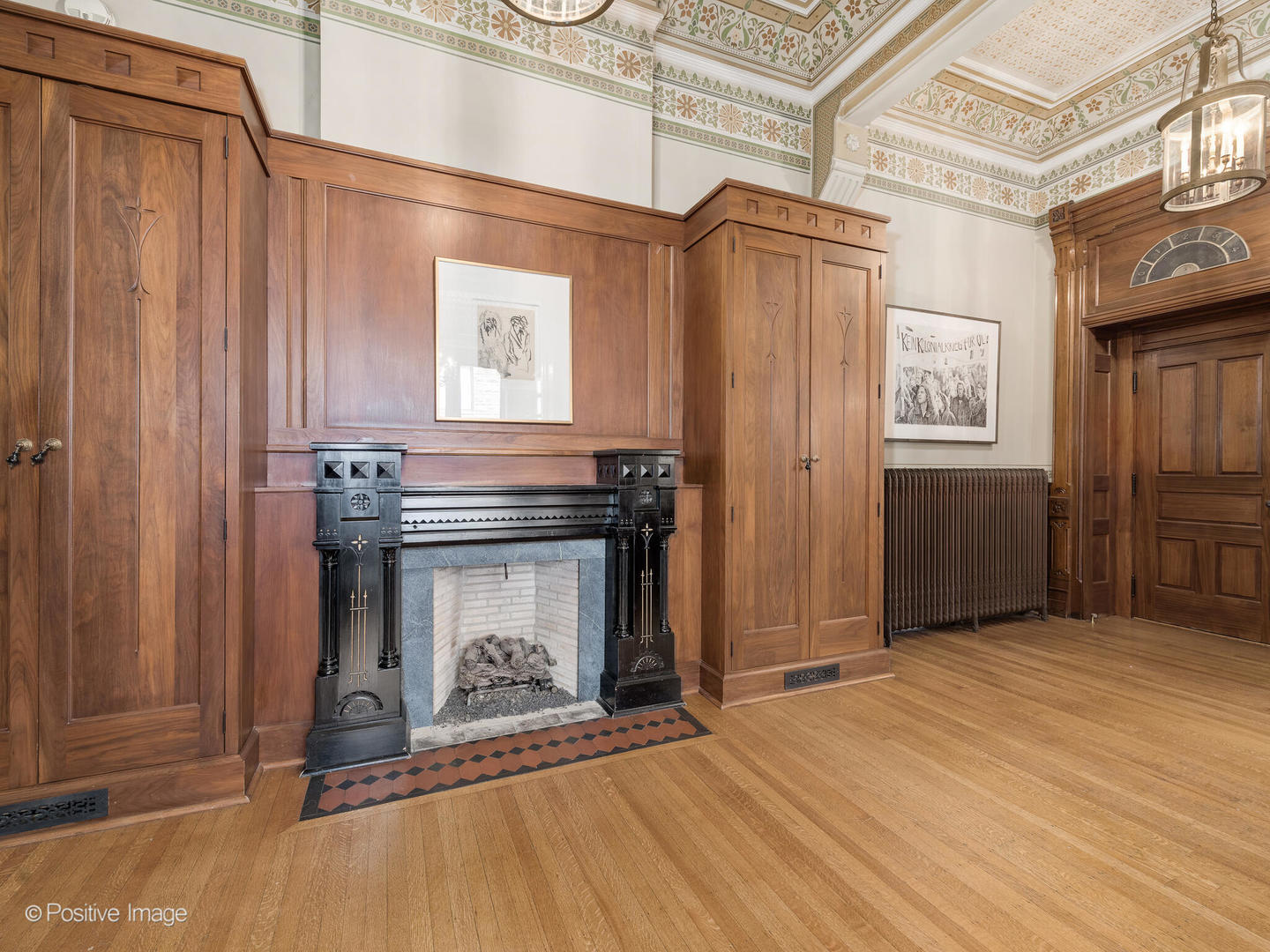 1454 N Dearborn Street Property Photo 58