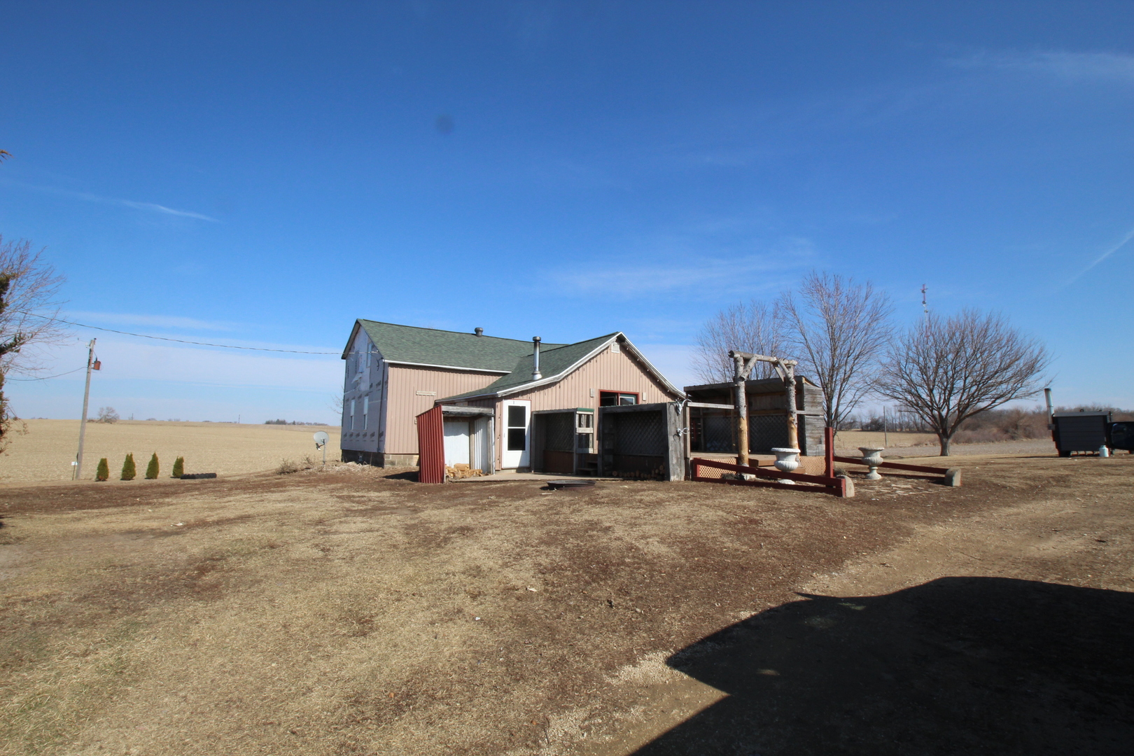 15210 Murphy Road Property Photo 1