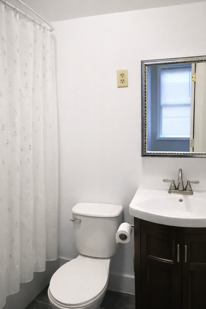 1959 W Dickens Avenue 2f Property Photo 6