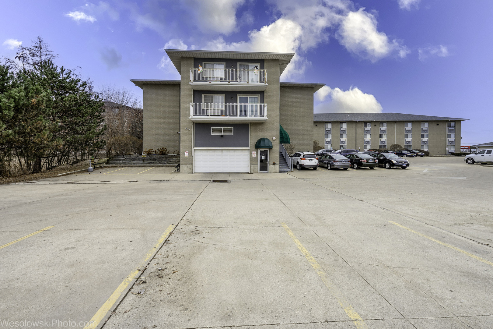 3305 Sunset Avenue 206 Property Photo 2